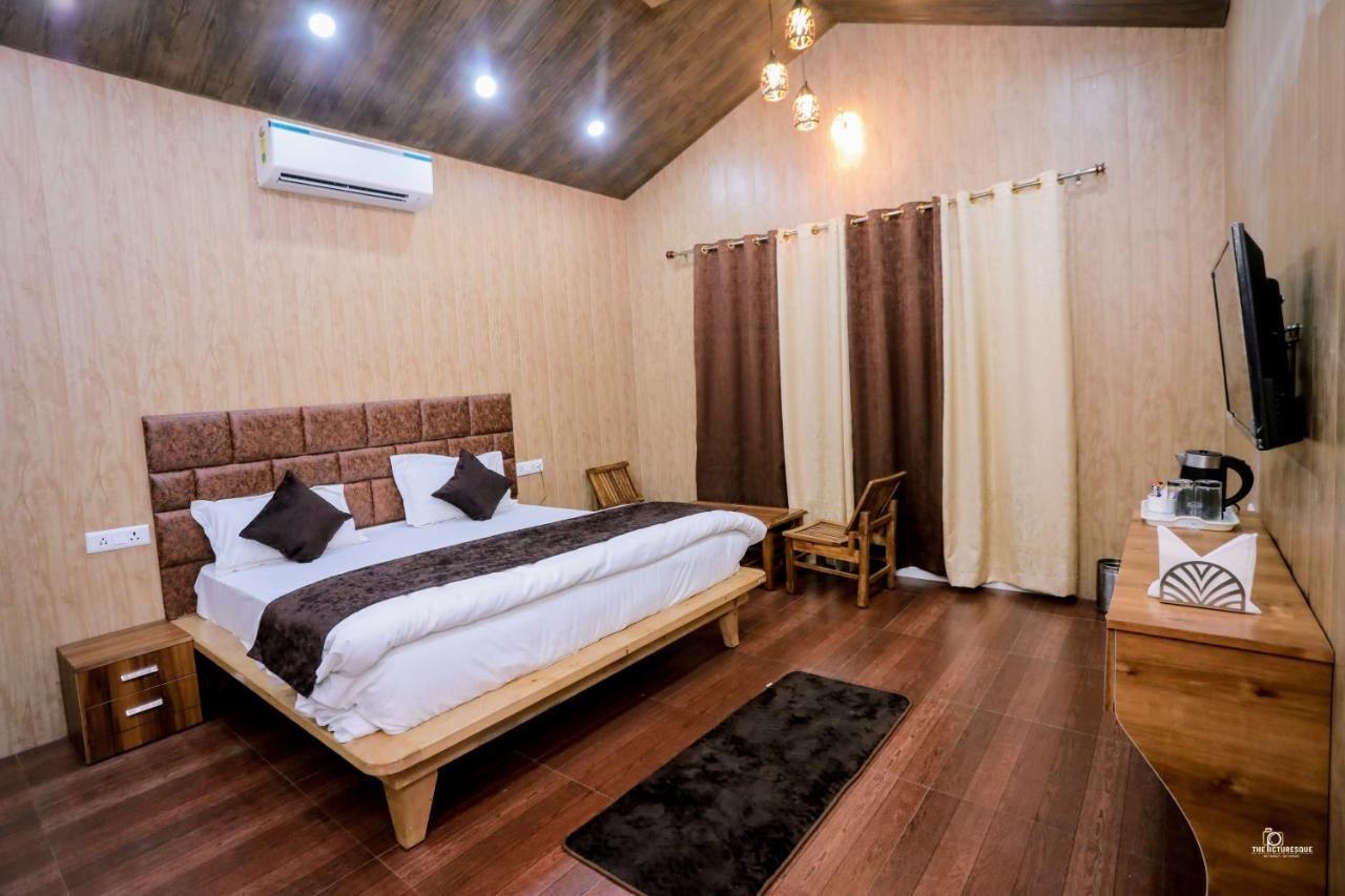 Suryoday Resort ลันส์โดว์นี ภายนอก รูปภาพ
