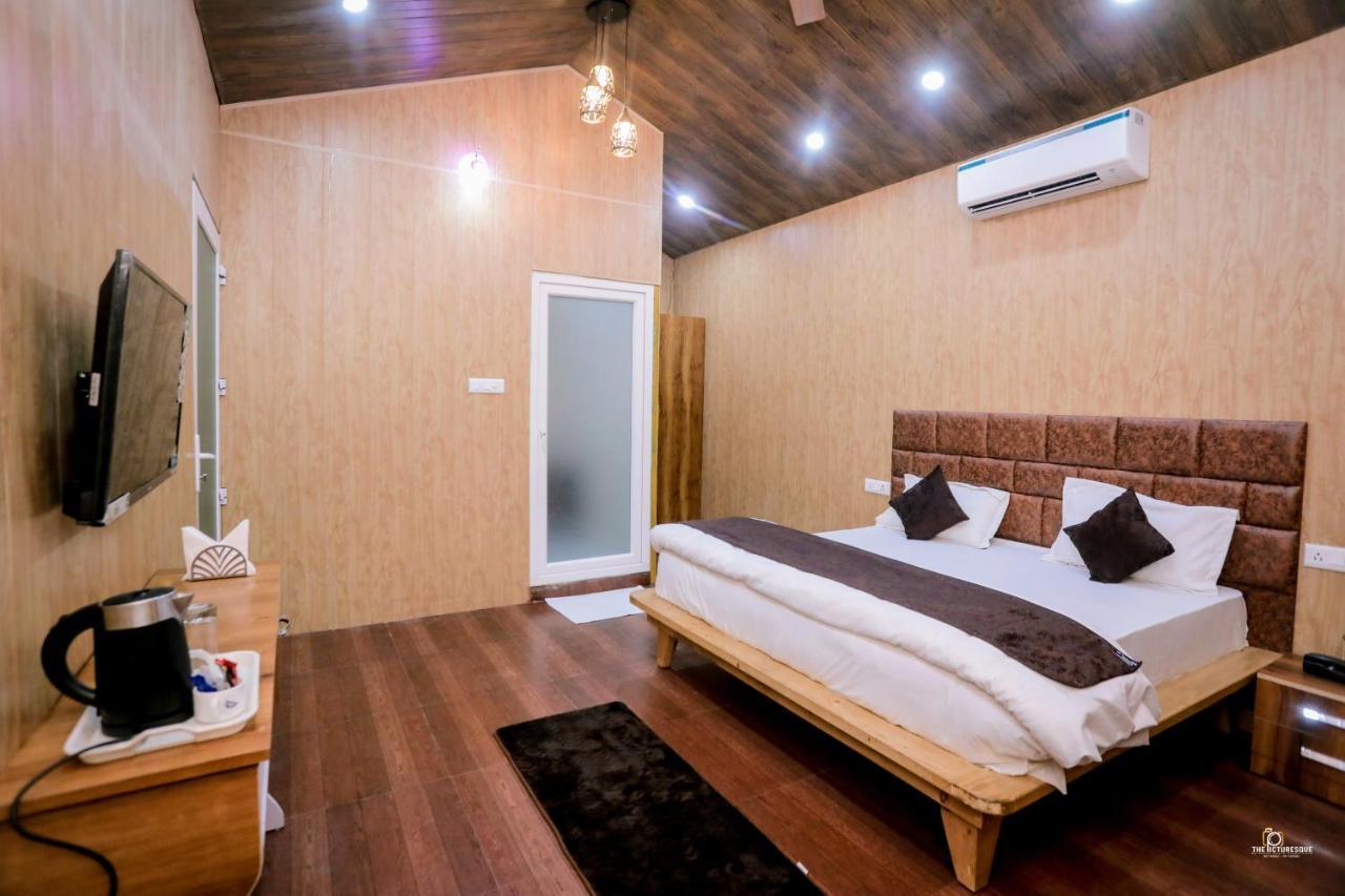 Suryoday Resort ลันส์โดว์นี ภายนอก รูปภาพ